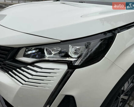 Белый Пежо 5008, объемом двигателя 2 л и пробегом 39 тыс. км за 33999 $, фото 111 на Automoto.ua