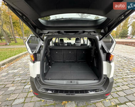 Белый Пежо 5008, объемом двигателя 2 л и пробегом 39 тыс. км за 33999 $, фото 35 на Automoto.ua