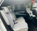 Пежо 5008 2017 в Полтаве на Automoto.ua Белый Пежо 5008, объемом двигателя 1.6 л и пробегом 220 тыс. км за 19500 $, фото 70 на Automoto.ua