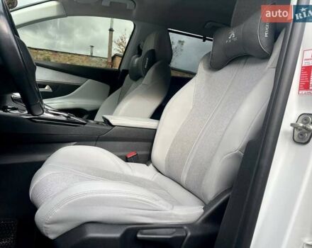 Пежо 5008 2017 в Полтаве на Automoto.ua Белый Пежо 5008, объемом двигателя 1.6 л и пробегом 220 тыс. км за 19500 $, фото 52 на Automoto.ua