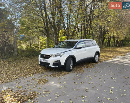 Белый Пежо 5008, объемом двигателя 1.5 л и пробегом 163 тыс. км за 21600 $, фото 7 на Automoto.ua
