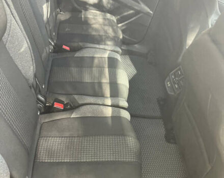 Белый Пежо 5008, объемом двигателя 1.5 л и пробегом 163 тыс. км за 21600 $, фото 11 на Automoto.ua