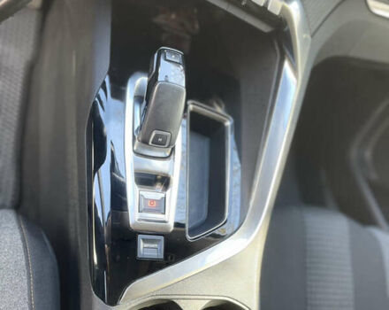 Белый Пежо 5008, объемом двигателя 1.5 л и пробегом 163 тыс. км за 21600 $, фото 12 на Automoto.ua