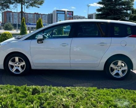 Білий Пежо 5008, об'ємом двигуна 1.6 л та пробігом 256 тис. км за 8900 $, фото 3 на Automoto.ua