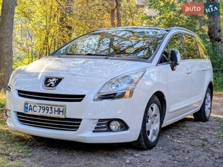 Пежо 5008 2010 у Ковель на Automoto.ua Білий Пежо 5008, об'ємом двигуна 1.56 л та пробігом 200 тис. км за 6700 $, фото 1 на Automoto.ua