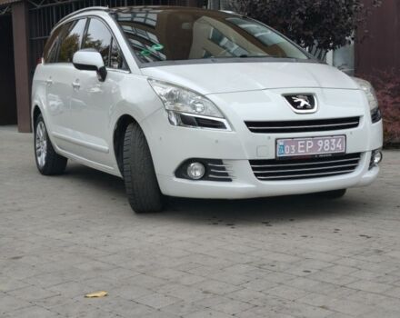 Пежо 5008 2011 в Дубно на Automoto.ua Белый Пежо 5008, объемом двигателя 1.6 л и пробегом 248 тыс. км за 9700 $, фото 1 на Automoto.ua