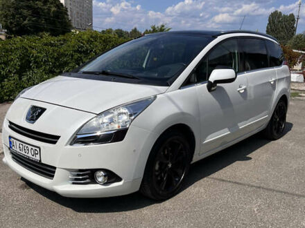 Білий Пежо 5008, об'ємом двигуна 2 л та пробігом 295 тис. км за 11800 $, фото 1 на Automoto.ua