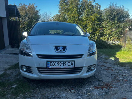 Білий Пежо 5008, об'ємом двигуна 1.6 л та пробігом 180 тис. км за 6999 $, фото 1 на Automoto.ua
