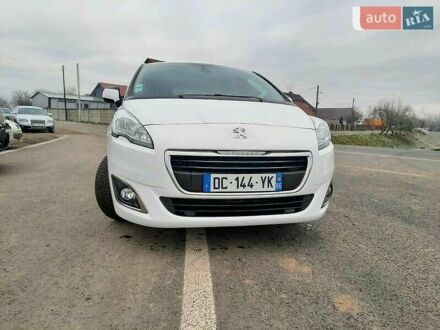 Белый Пежо 5008, объемом двигателя 1.6 л и пробегом 240 тыс. км за 9300 $, фото 1 на Automoto.ua