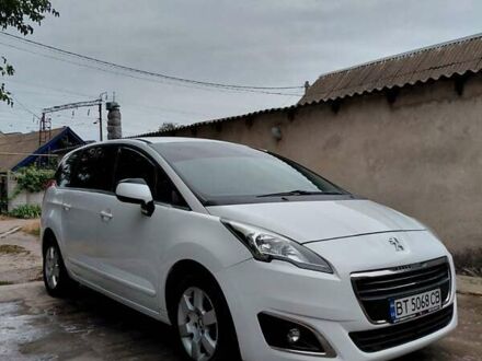 Пежо 5008 2014 в Одессе на Automoto.ua Белый Пежо 5008, объемом двигателя 1.56 л и пробегом 239 тыс. км за 6900 $, фото 1 на Automoto.ua