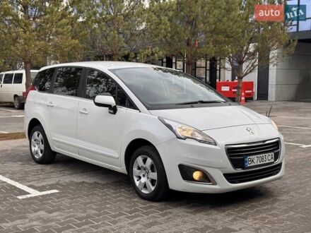 Пежо 5008 2014 у Рівному на Automoto.ua Білий Пежо 5008, об'ємом двигуна 1.56 л та пробігом 290 тис. км за 10500 $, фото 1 на Automoto.ua