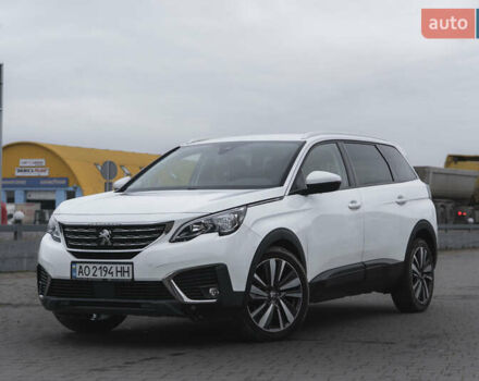 Белый Пежо 5008, объемом двигателя 1.6 л и пробегом 219 тыс. км за 17500 $, фото 1 на Automoto.ua