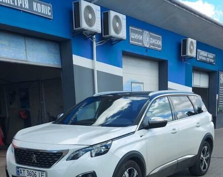 Белый Пежо 5008, объемом двигателя 2 л и пробегом 248 тыс. км за 22000 $, фото 1 на Automoto.ua