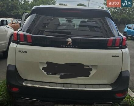 Білий Пежо 5008, об'ємом двигуна 2 л та пробігом 90 тис. км за 28500 $, фото 1 на Automoto.ua