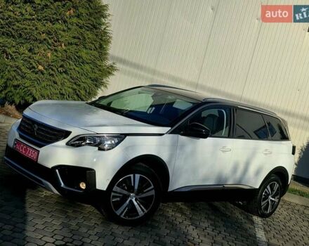 Белый Пежо 5008, объемом двигателя 1.5 л и пробегом 178 тыс. км за 20950 $, фото 1 на Automoto.ua
