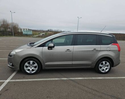 Бежевый Пежо 5008, объемом двигателя 1.6 л и пробегом 194 тыс. км за 8500 $, фото 1 на Automoto.ua