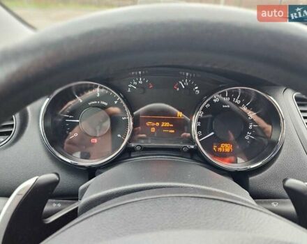 Бежевий Пежо 5008, об'ємом двигуна 1.6 л та пробігом 194 тис. км за 8500 $, фото 6 на Automoto.ua