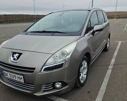 Бежевий Пежо 5008, об'ємом двигуна 1.6 л та пробігом 194 тис. км за 8500 $, фото 8 на Automoto.ua