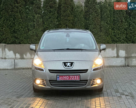 Бежевый Пежо 5008, объемом двигателя 1.6 л и пробегом 236 тыс. км за 8300 $, фото 1 на Automoto.ua