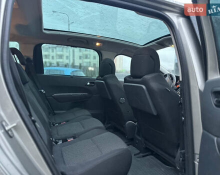 Бежевый Пежо 5008, объемом двигателя 1.6 л и пробегом 236 тыс. км за 8300 $, фото 31 на Automoto.ua