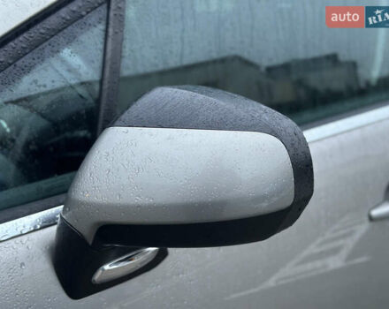 Бежевый Пежо 5008, объемом двигателя 1.6 л и пробегом 236 тыс. км за 8300 $, фото 17 на Automoto.ua