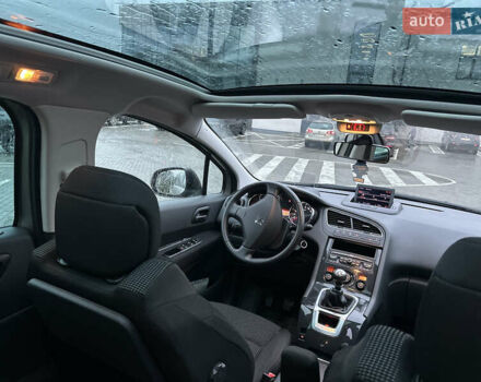 Бежевый Пежо 5008, объемом двигателя 1.6 л и пробегом 236 тыс. км за 8300 $, фото 33 на Automoto.ua