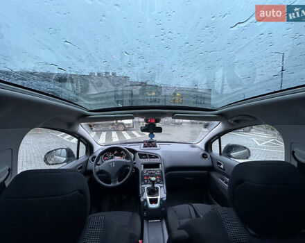 Бежевый Пежо 5008, объемом двигателя 1.6 л и пробегом 236 тыс. км за 8300 $, фото 41 на Automoto.ua