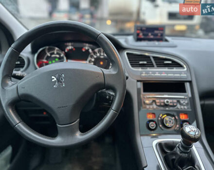 Бежевый Пежо 5008, объемом двигателя 1.6 л и пробегом 236 тыс. км за 8300 $, фото 45 на Automoto.ua