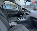Бежевый Пежо 5008, объемом двигателя 1.6 л и пробегом 236 тыс. км за 8300 $, фото 24 на Automoto.ua
