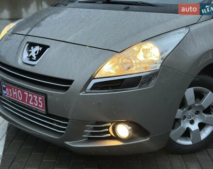 Бежевый Пежо 5008, объемом двигателя 1.6 л и пробегом 236 тыс. км за 8300 $, фото 12 на Automoto.ua