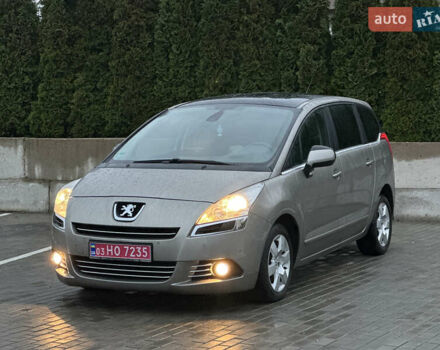 Бежевый Пежо 5008, объемом двигателя 1.6 л и пробегом 236 тыс. км за 8300 $, фото 1 на Automoto.ua