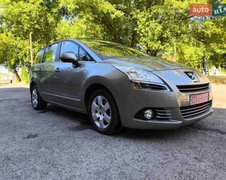 Бежевый Пежо 5008, объемом двигателя 1.6 л и пробегом 194 тыс. км за 7900 $, фото 1 на Automoto.ua