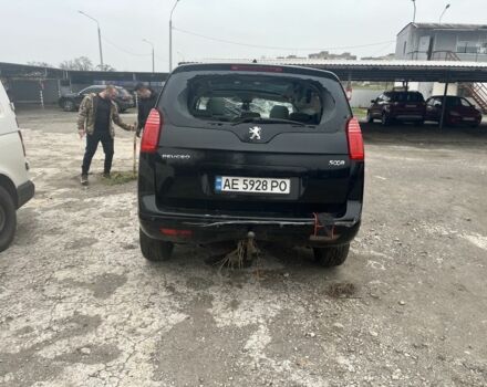 Черный Пежо 5008, объемом двигателя 2 л и пробегом 400 тыс. км за 2000 $, фото 2 на Automoto.ua