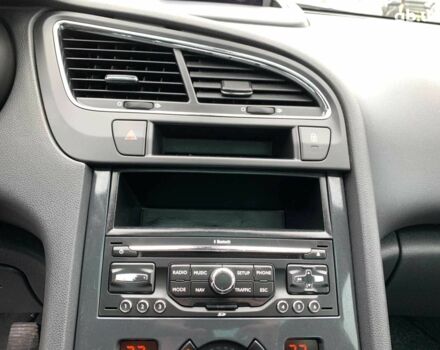 Чорний Пежо 5008, об'ємом двигуна 1.6 л та пробігом 177 тис. км за 8190 $, фото 27 на Automoto.ua