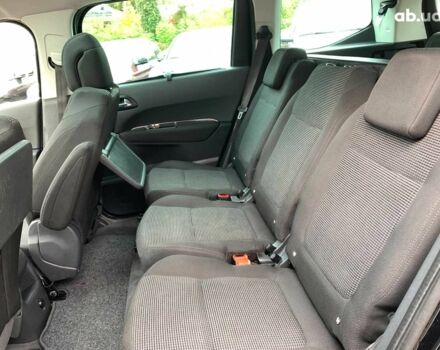 Чорний Пежо 5008, об'ємом двигуна 1.6 л та пробігом 177 тис. км за 8190 $, фото 20 на Automoto.ua