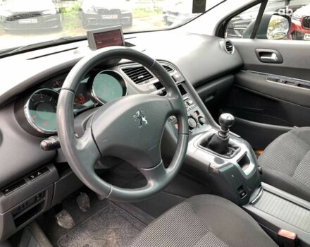 Чорний Пежо 5008, об'ємом двигуна 1.6 л та пробігом 177 тис. км за 8190 $, фото 24 на Automoto.ua