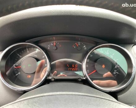 Чорний Пежо 5008, об'ємом двигуна 1.6 л та пробігом 177 тис. км за 8190 $, фото 26 на Automoto.ua