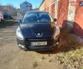 Черный Пежо 5008, объемом двигателя 1.56 л и пробегом 295 тыс. км за 7450 $, фото 1 на Automoto.ua