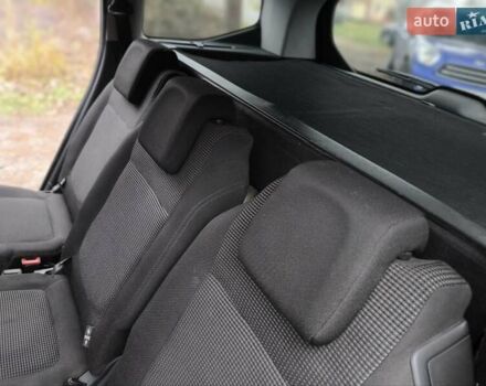 Чорний Пежо 5008, об'ємом двигуна 1.56 л та пробігом 250 тис. км за 6700 $, фото 37 на Automoto.ua