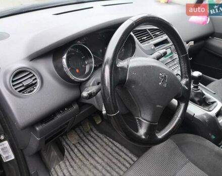Чорний Пежо 5008, об'ємом двигуна 1.56 л та пробігом 250 тис. км за 6700 $, фото 22 на Automoto.ua
