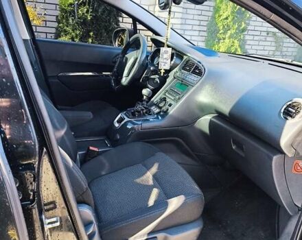 Чорний Пежо 5008, об'ємом двигуна 1.6 л та пробігом 245 тис. км за 7650 $, фото 3 на Automoto.ua