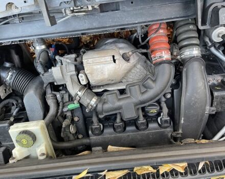 Черный Пежо 5008, объемом двигателя 1.6 л и пробегом 250 тыс. км за 6700 $, фото 14 на Automoto.ua