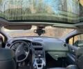 Черный Пежо 5008, объемом двигателя 1.6 л и пробегом 250 тыс. км за 6700 $, фото 4 на Automoto.ua