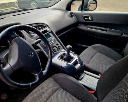 Пежо 5008 2010 у Хмельницькому на Automoto.ua Чорний Пежо 5008, об'ємом двигуна 1.6 л та пробігом 186 тис. км за 7000 $, фото 10 на Automoto.ua