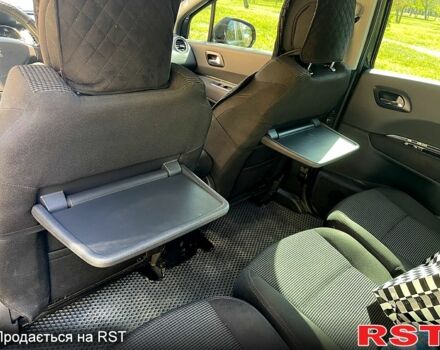 Черный Пежо 5008, объемом двигателя 1.6 л и пробегом 287 тыс. км за 8200 $, фото 6 на Automoto.ua