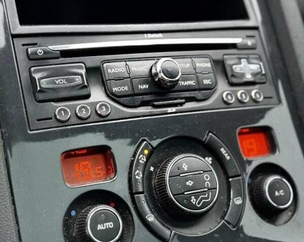 Чорний Пежо 5008, об'ємом двигуна 1.6 л та пробігом 200 тис. км за 4999 $, фото 70 на Automoto.ua