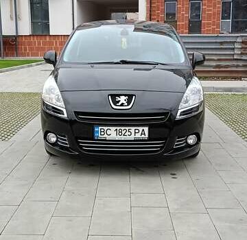 Черный Пежо 5008, объемом двигателя 1.56 л и пробегом 304 тыс. км за 8400 $, фото 3 на Automoto.ua