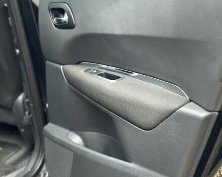 Чорний Пежо 5008, об'ємом двигуна 1.6 л та пробігом 200 тис. км за 4999 $, фото 80 на Automoto.ua