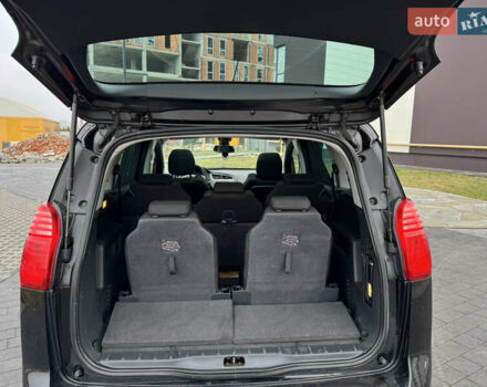 Черный Пежо 5008, объемом двигателя 1.56 л и пробегом 310 тыс. км за 6700 $, фото 27 на Automoto.ua