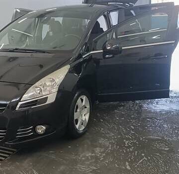 Чорний Пежо 5008, об'ємом двигуна 1.6 л та пробігом 165 тис. км за 8000 $, фото 6 на Automoto.ua